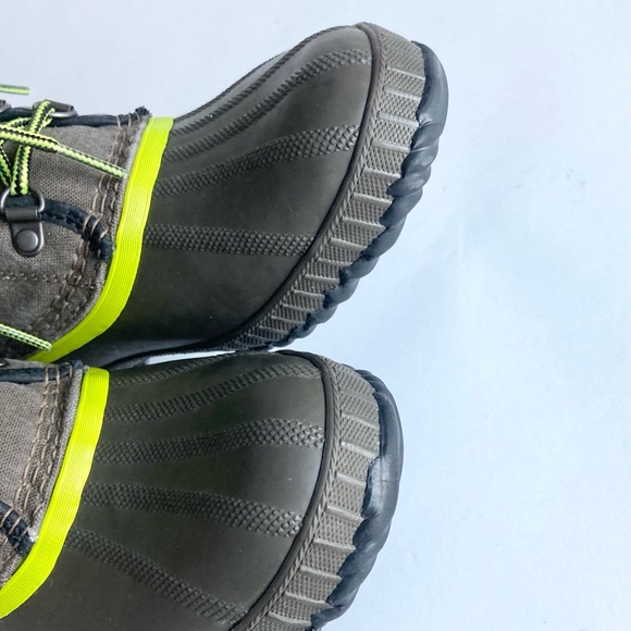 Sorel Khaki Canvas Rubber Waterproof Lace Up Ankle Boots size 4 - Picture 10 of 15